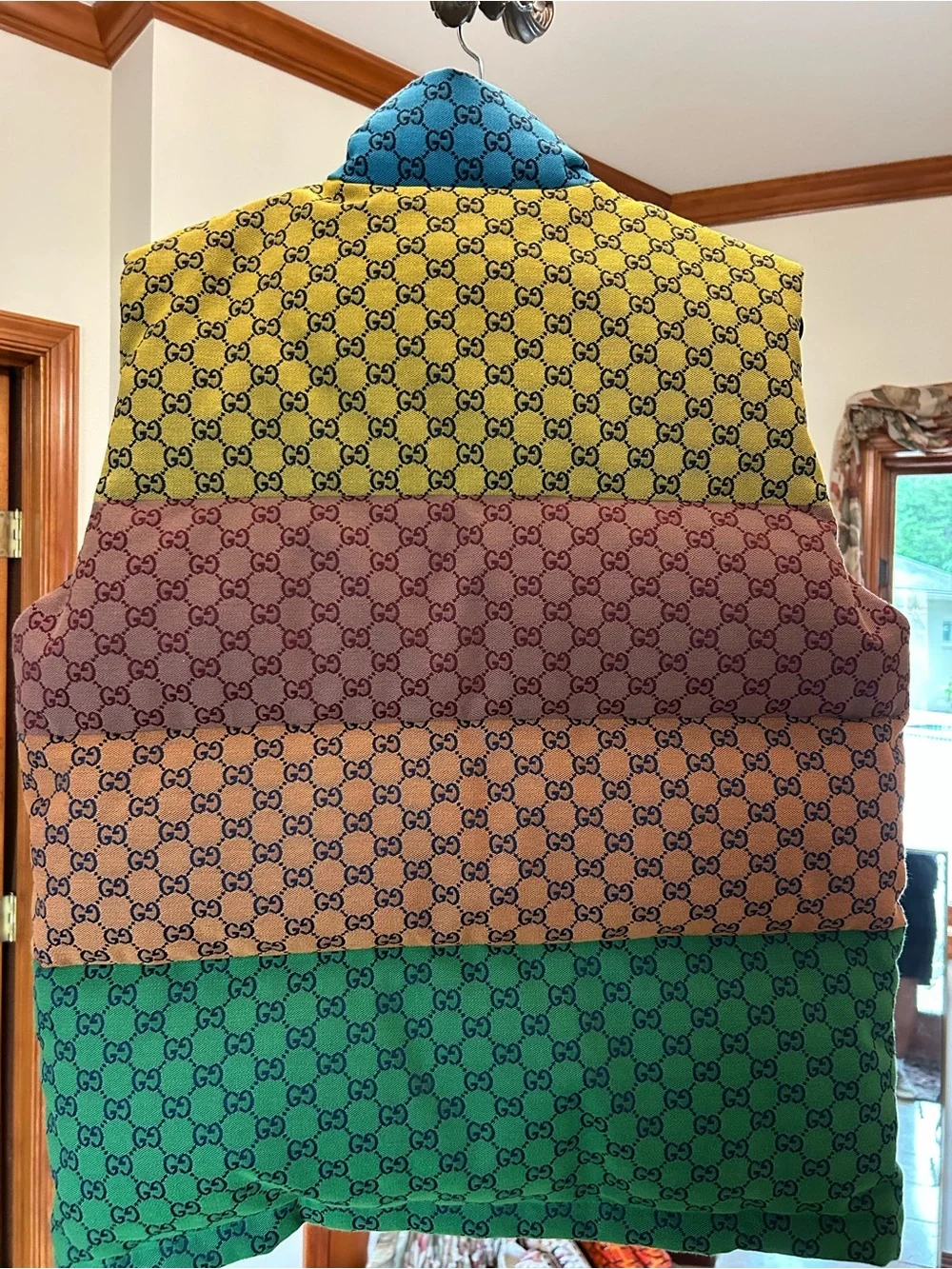 Men's Gucci Multicolor Yellow Blue Pink Patchwork GG down size 48/small